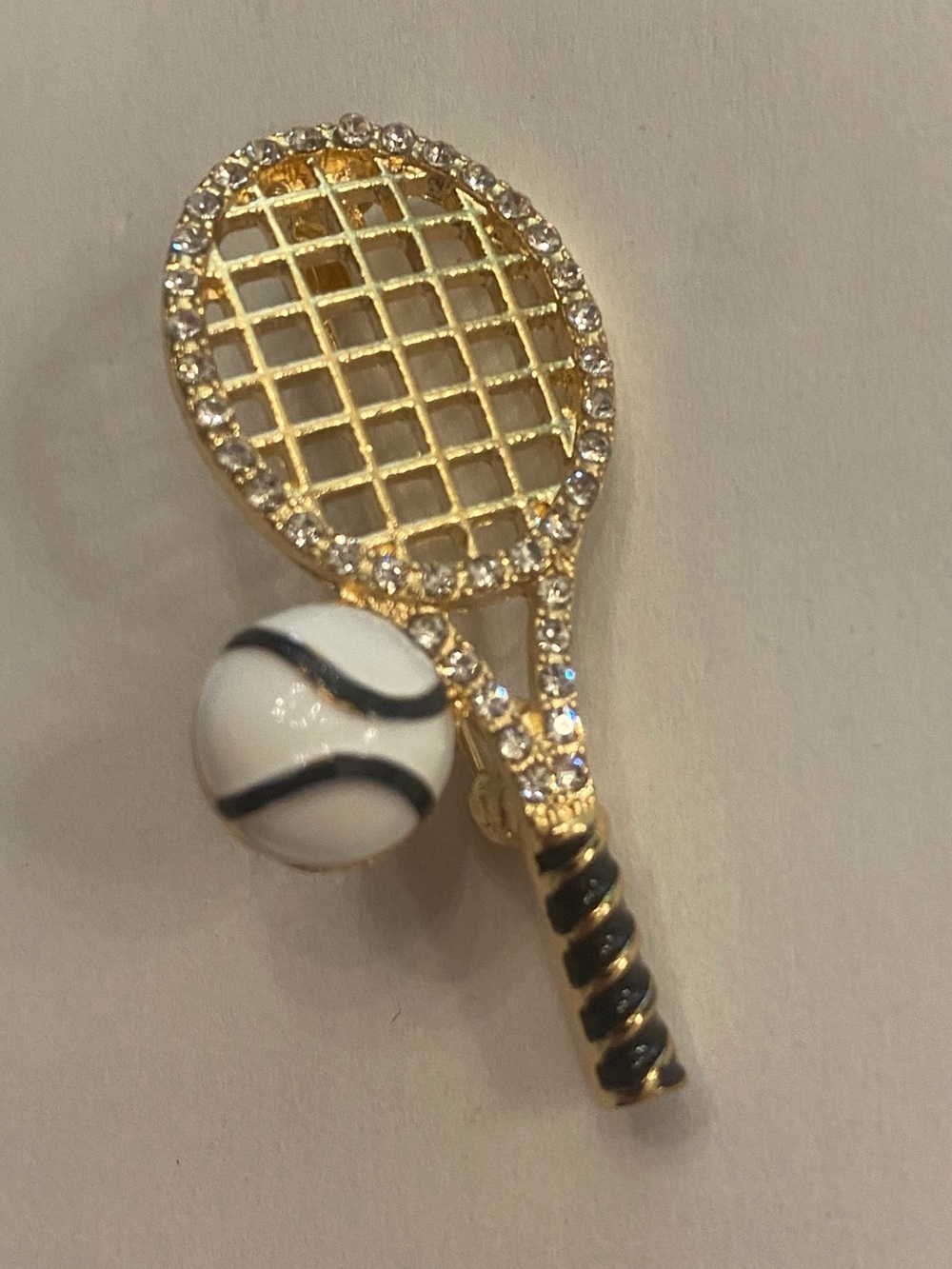 Tennis Racket Ball Brooch Pin New - Picture 3 of 5